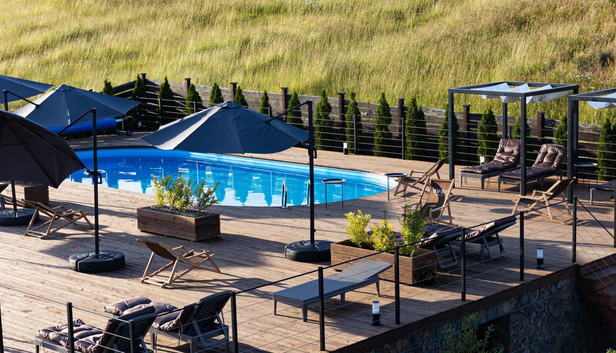 Svoi Hotel Palyanytsya Eksteriør billede